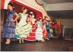 Grupos de danzas en el Centro Español Briosbane.